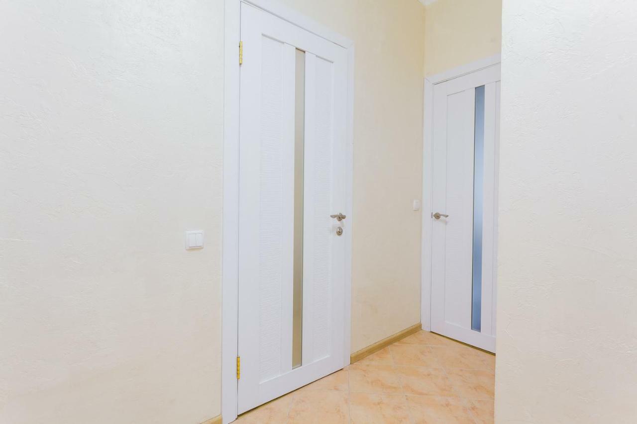 Business Class Apartment At Lomonosova Kiev Bagian luar foto