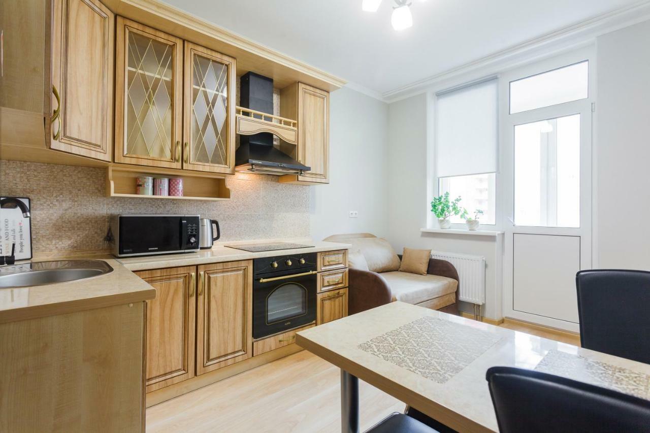 Business Class Apartment At Lomonosova Kiev Bagian luar foto